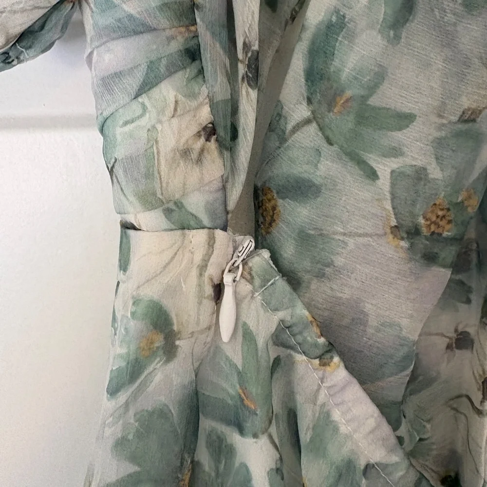 Selfie Leslie Green Floral Dress with Bow Back - Picture 6 of 6